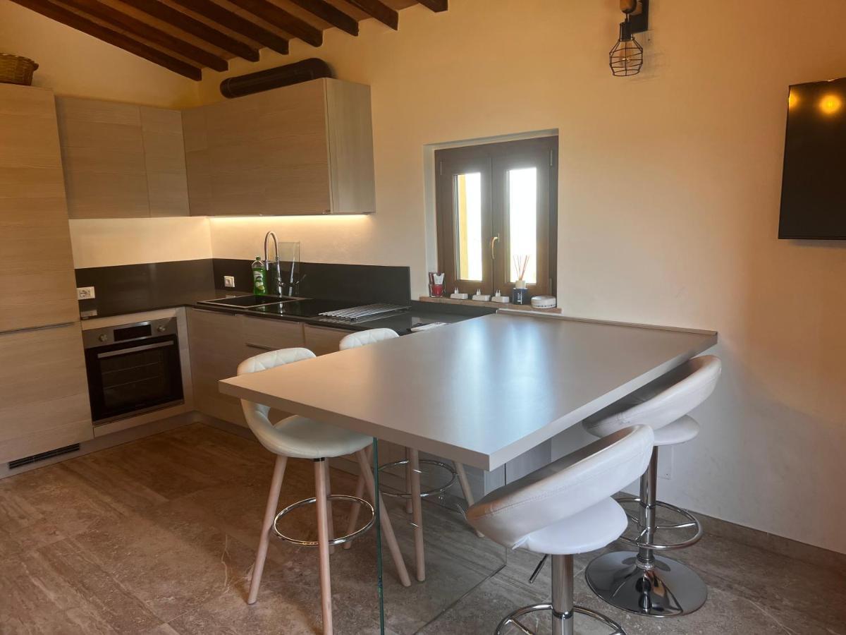 Antica Colombaia Lägenhet Volterra Exteriör bild
